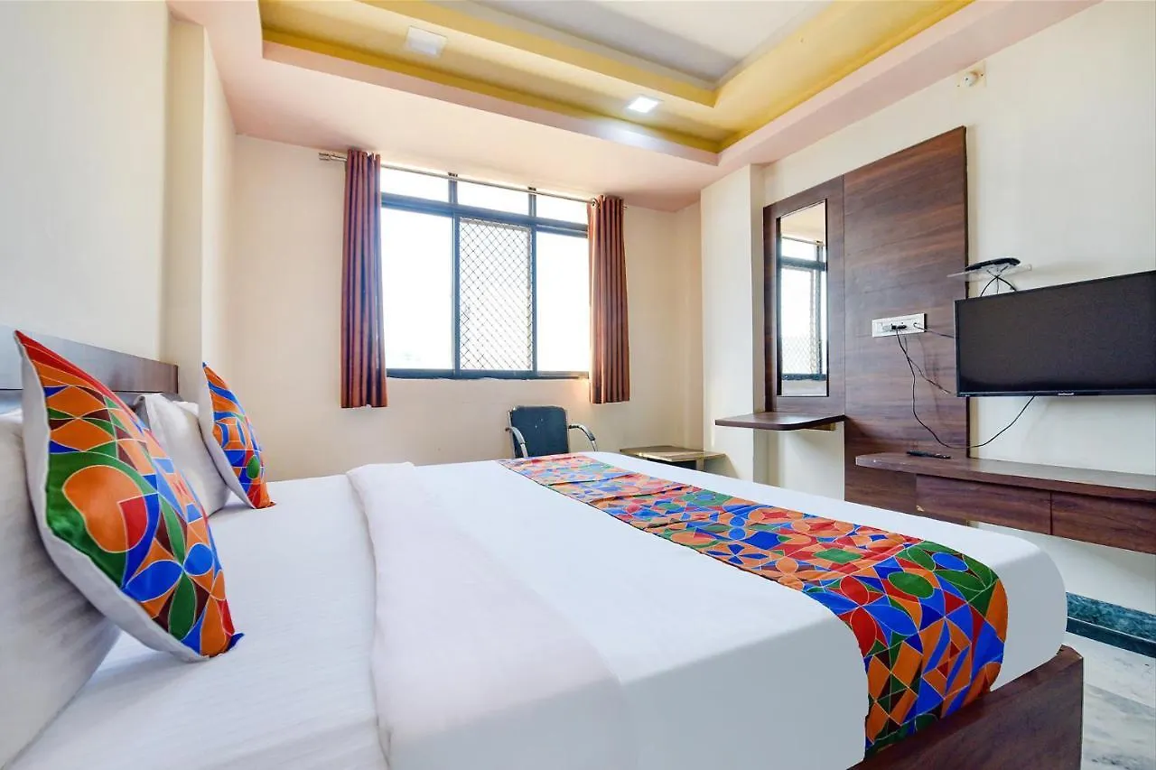 *** Hotel Fabhotel The Sunrise Udaipur Indien